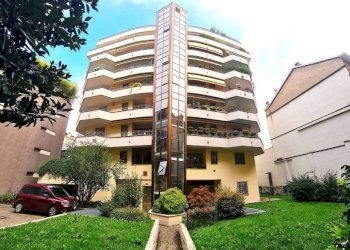 Facciata - Two-room apartment viale Corsica, 55, Milano - photo 1