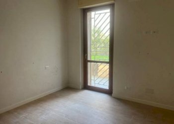 Camera da letto - Bilocale viale Corsica, 55, Milano - foto 40