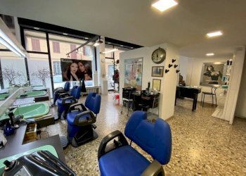 Salone - Shop via Trieste, 13H, Biella - photo 1