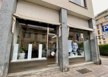 Facciata - Shop via Trieste, 13H, Biella - photo 3