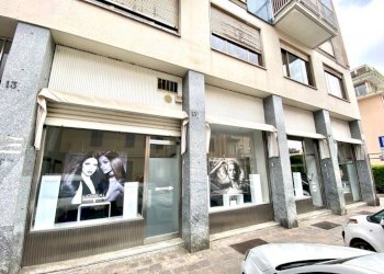 Facciata - Shop via Trieste, 13H, Biella - photo 5