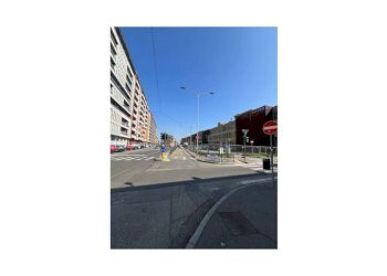 Zona - Shop piazza Arturo Graf, 132, Torino (neighborhood San Salvario) - photo 2