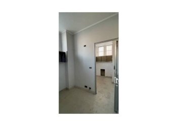 Stanza non arredata - Shop piazza Arturo Graf, 132, Torino (neighborhood San Salvario) - photo 5