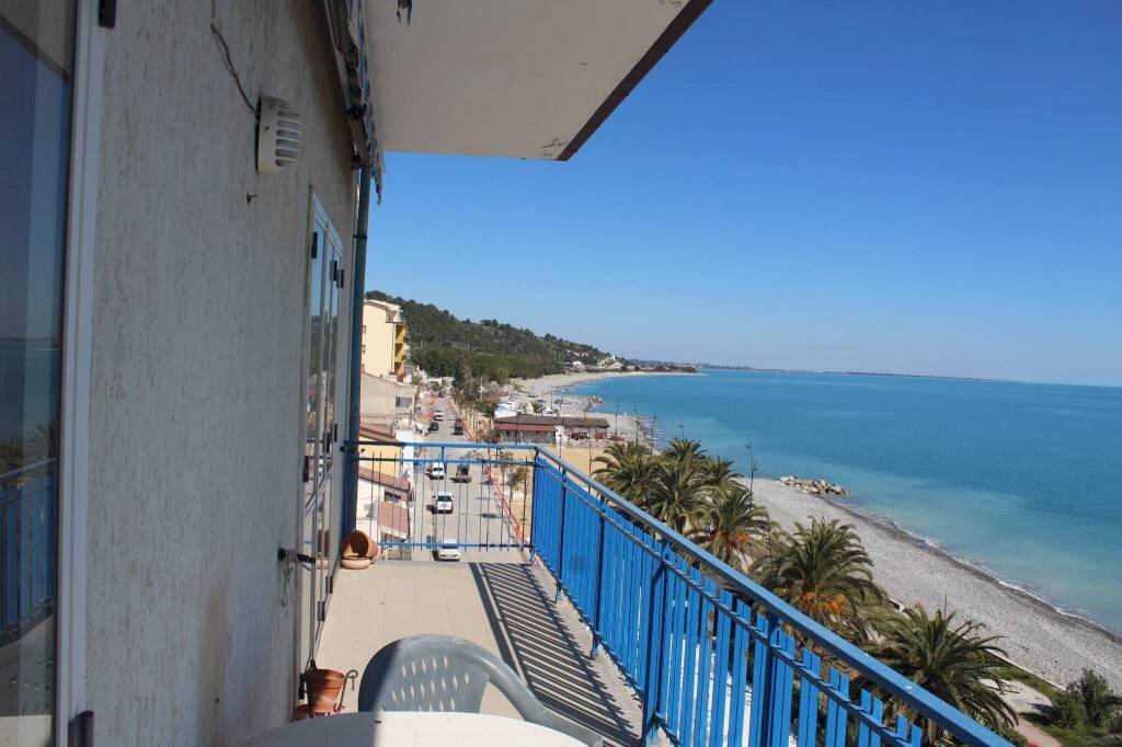 Balcone - Appartamento Lungomare Giorgio Liguori, 63, Montegiordano - foto 2