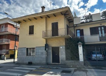 Facciata - Independent house corso Giovanni Giolitti, 13, Busca - photo 7