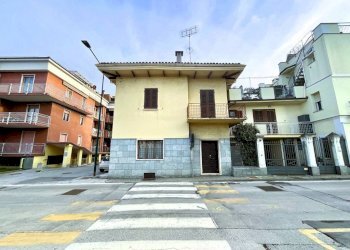 Facciata - Independent house corso Giovanni Giolitti, 13, Busca - photo 9