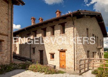 Facciata - Rustico Borgata Pamparato, Dogliani - foto 1