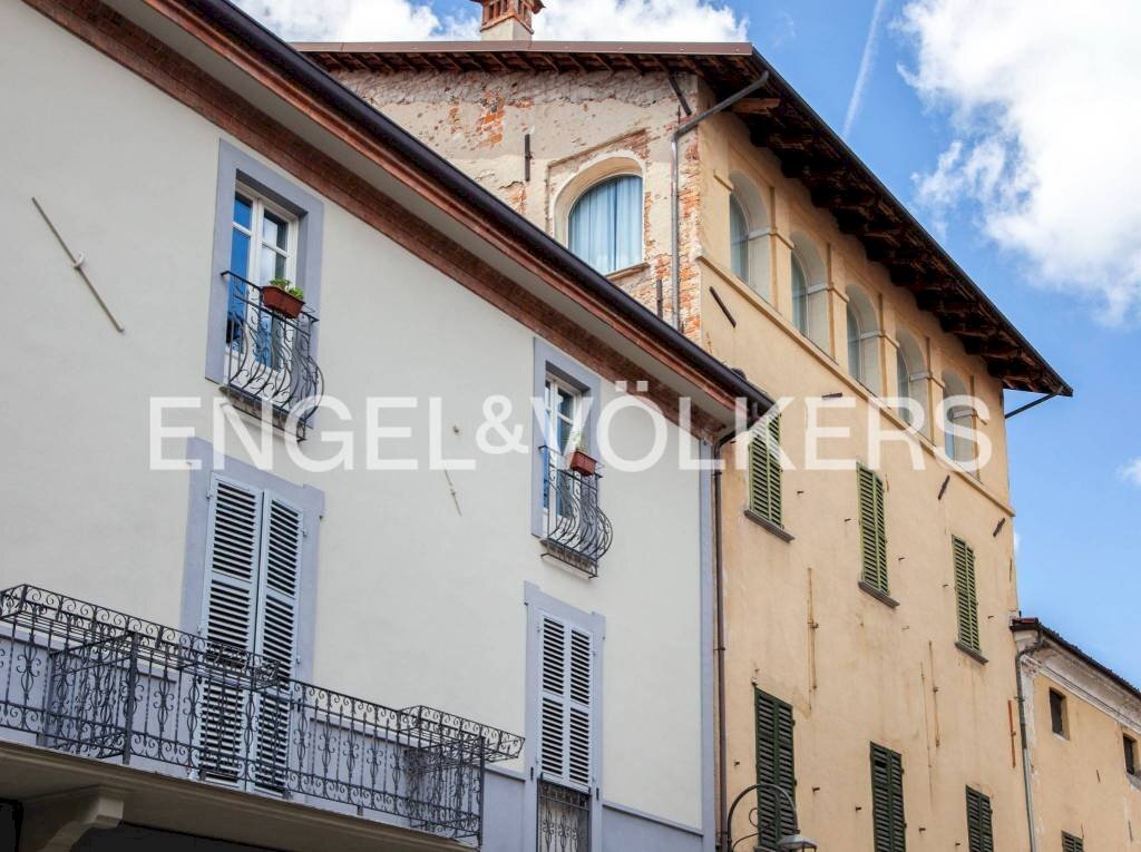 esterno - Negozio via Vittorio Emanuele, Cherasco - foto 3