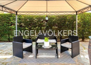 Giardino - Quadrilocale via Giuseppe Romita, Govone - foto 2