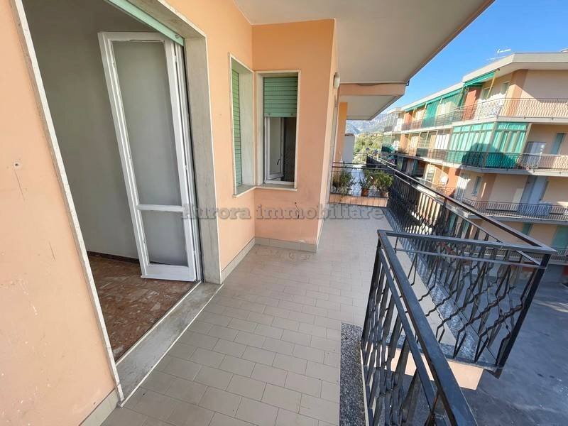 Bilocale Via Pisa, Borghetto Santo Spirito - foto 1