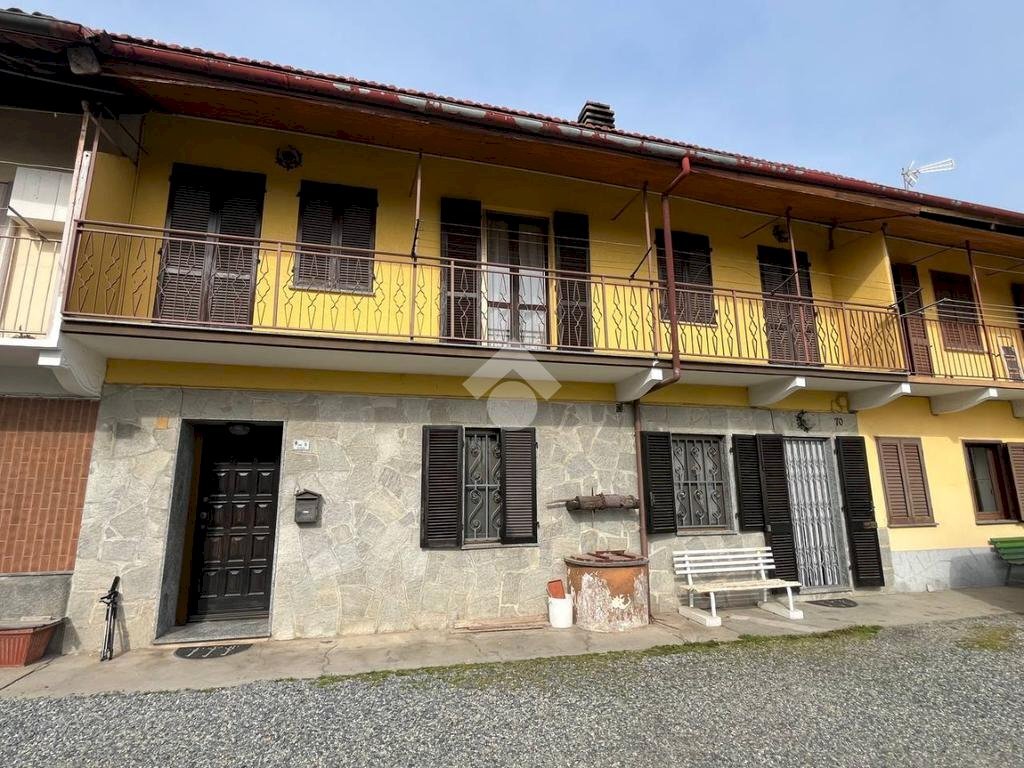 Semi-detached house Via Torino, San Francesco al Campo - photo 1