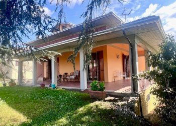 Villa Unifamiliare Lesignano de' Bagni - foto 1