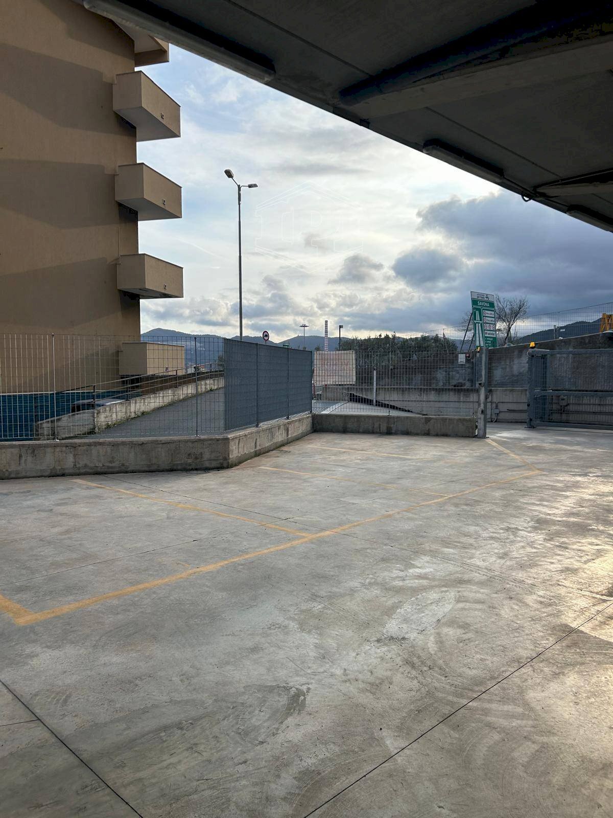 Parking space Via Nostra Signora del Monte, Savona - photo 3