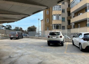 Box Via Nostra Signora del Monte, Savona - photo 4