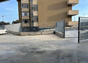 Box Via Nostra Signora del Monte, Savona - photo 7