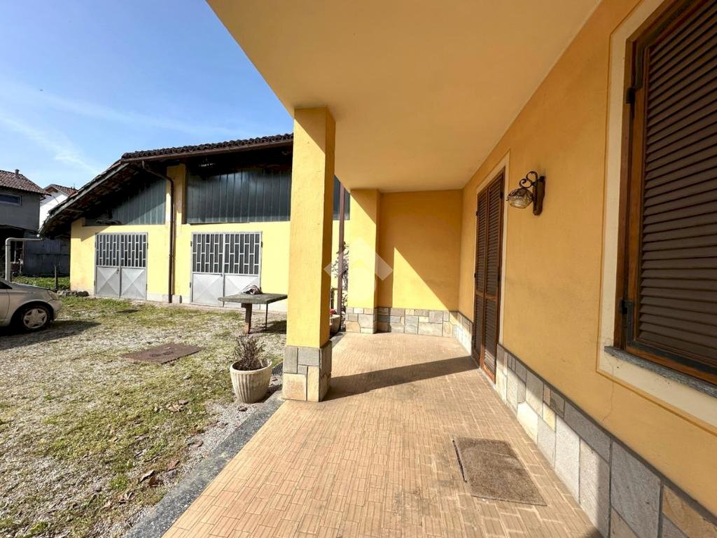 Casa indipendente Via G. Garibaldi, Monasterolo di Savigliano - foto 2