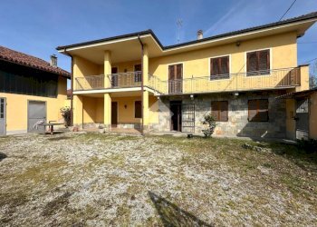 Casa indipendente Via G. Garibaldi, Monasterolo di Savigliano - foto 1
