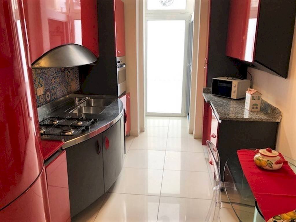 Cucina - One-room apartment via Marcello Celentano, 61, Bari (neighborhood Madonnella) - photo 3