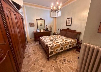Camera da letto - Villa via Fiume Santo Spirito, 58, Bari - photo 8