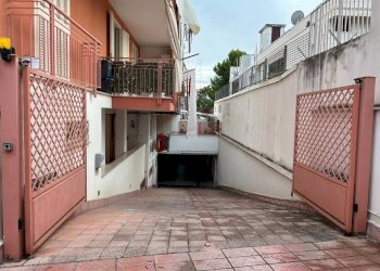 Box auto - Box vico Privato Ventafridda, 3, Bitonto - foto 1