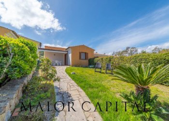 Villa a Schiera Via Masua, Budoni - foto 1