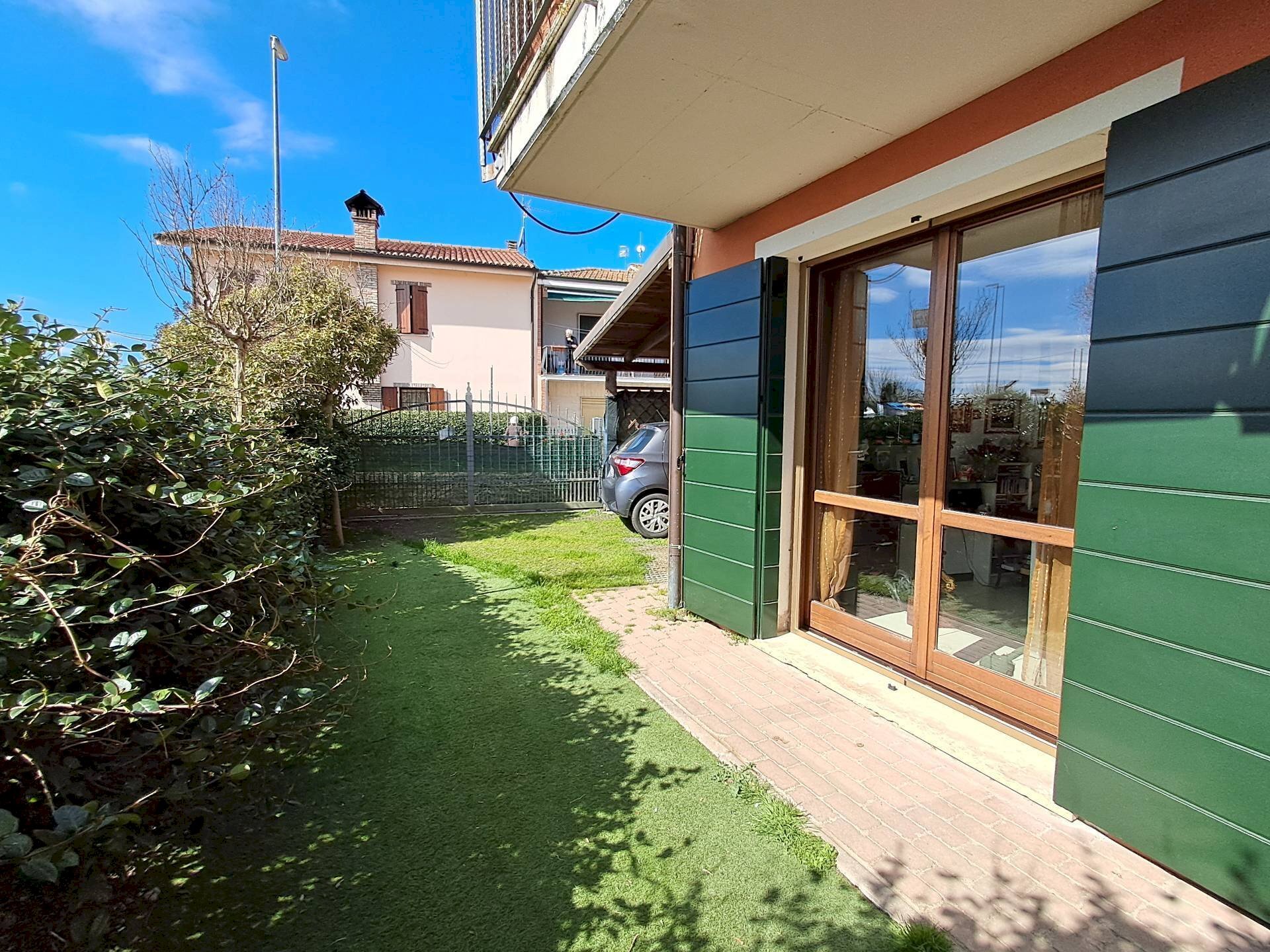 Villa a Schiera Via Casazza, Ferrara (zona Pontegradella) - foto 2