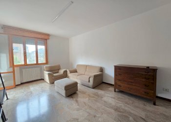 Quadrilocale Via Pietro E Maria Curie, Ferrara (zona Doro) - foto 2