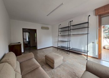 Quadrilocale Via Pietro E Maria Curie, Ferrara (zona Doro) - foto 3