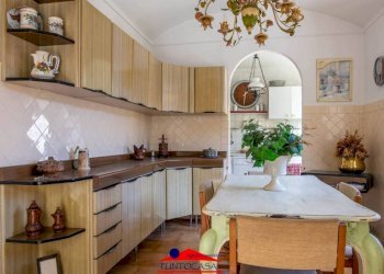 Cucina - Rustico via San Costanzo, 11, Vignolo - foto 8