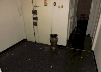 Ingresso - Two-room apartment via Ventotene, 29, Genova (neighborhood Lagaccio) - photo 2