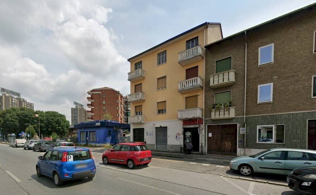 Facciata - Negozio corso Vercelli, 382A, Torino - foto 1