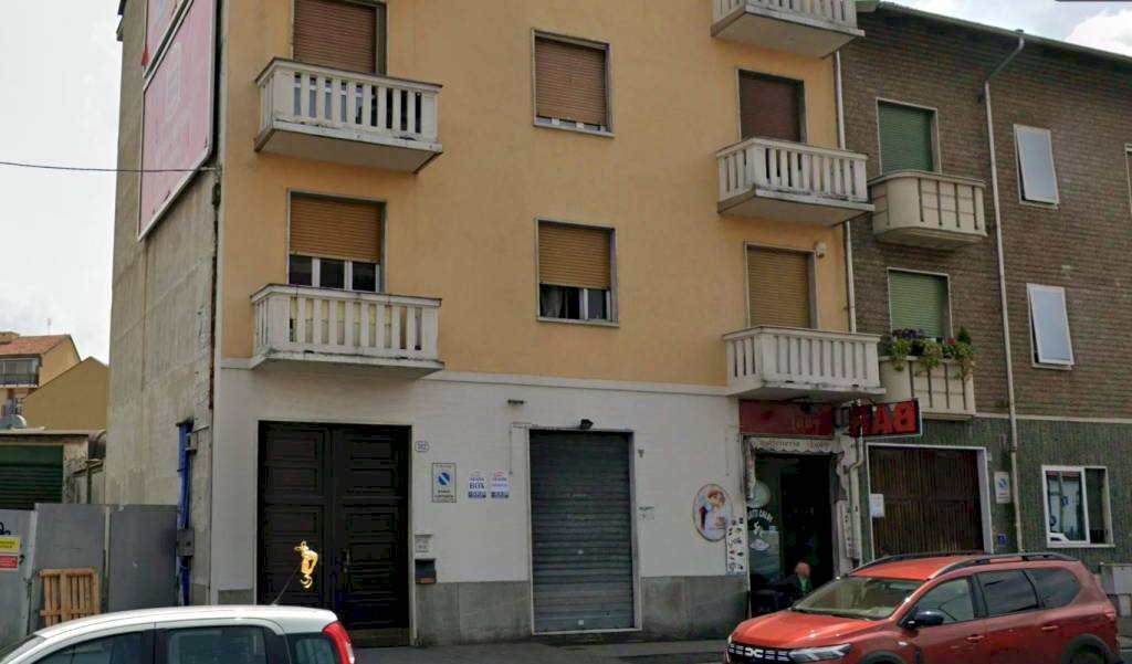 Facciata - Negozio corso Vercelli, 382A, Torino - foto 3
