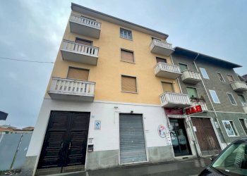 Facciata - Negozio corso Vercelli, 382A, Torino - foto 5
