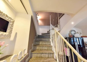 Scala - Quadrilocale via Don Luigi Pavesio, 10, Venaria Reale - foto 14