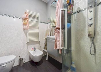 Bagno - Quadrilocale via Don Luigi Pavesio, 10, Venaria Reale - foto 24