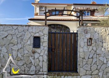 Independent house Via Marcello Piacentini 9, 04016 Sabaudia, Sabaudia - photo 3