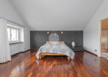 Villa Via maiole, Leini - foto 13