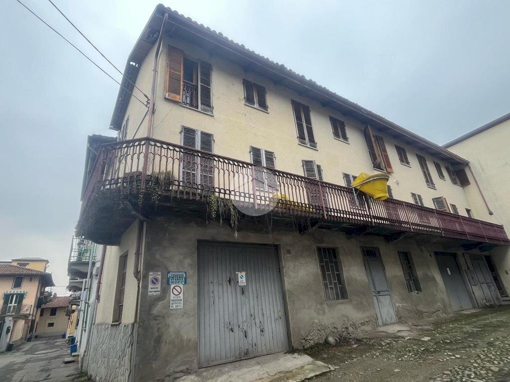 Casa semi indipendente Via San Martino, Gassino Torinese - foto 1