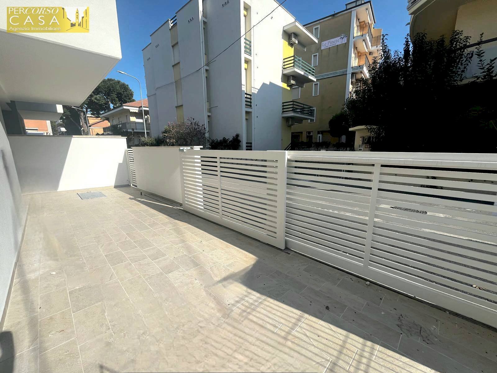 Three-room apartment VILLA FIORE, Alba Adriatica - photo 2