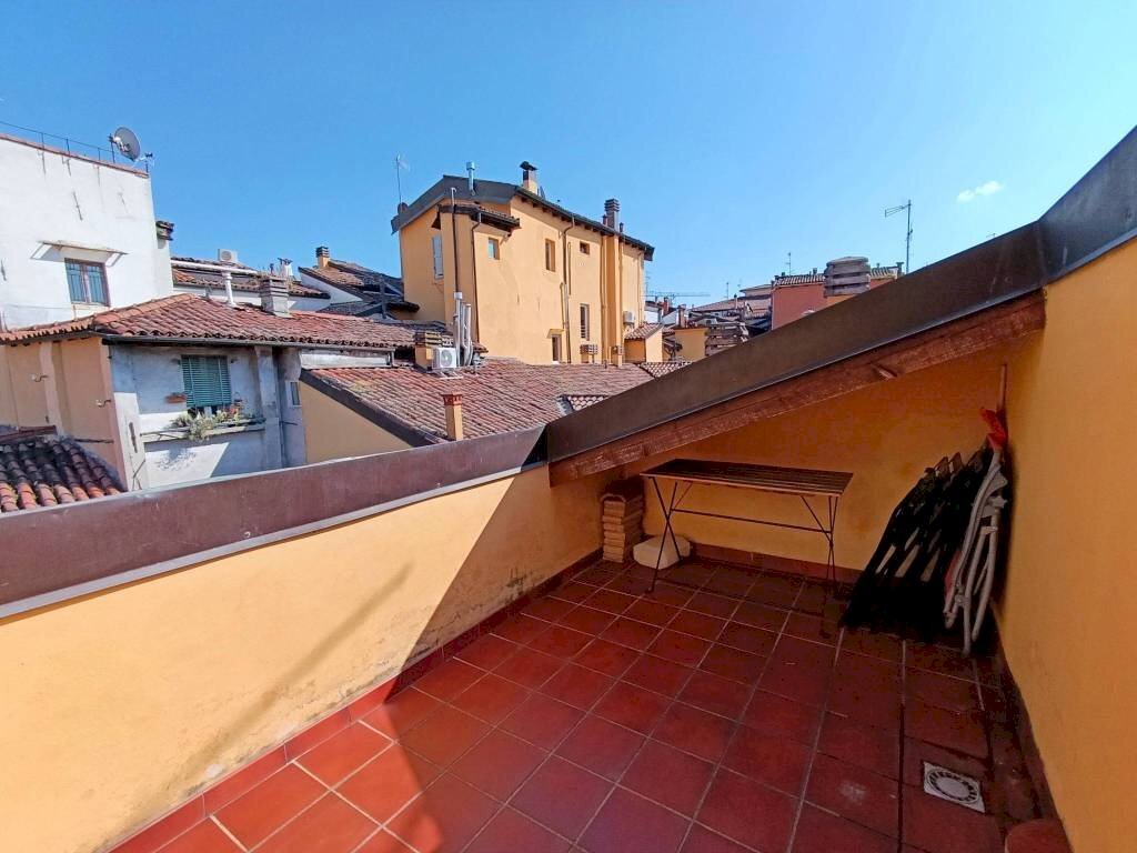Terrazzo - Two-room apartment via Senzanome, Bologna (neighborhood Costa Saragozza) - photo 3