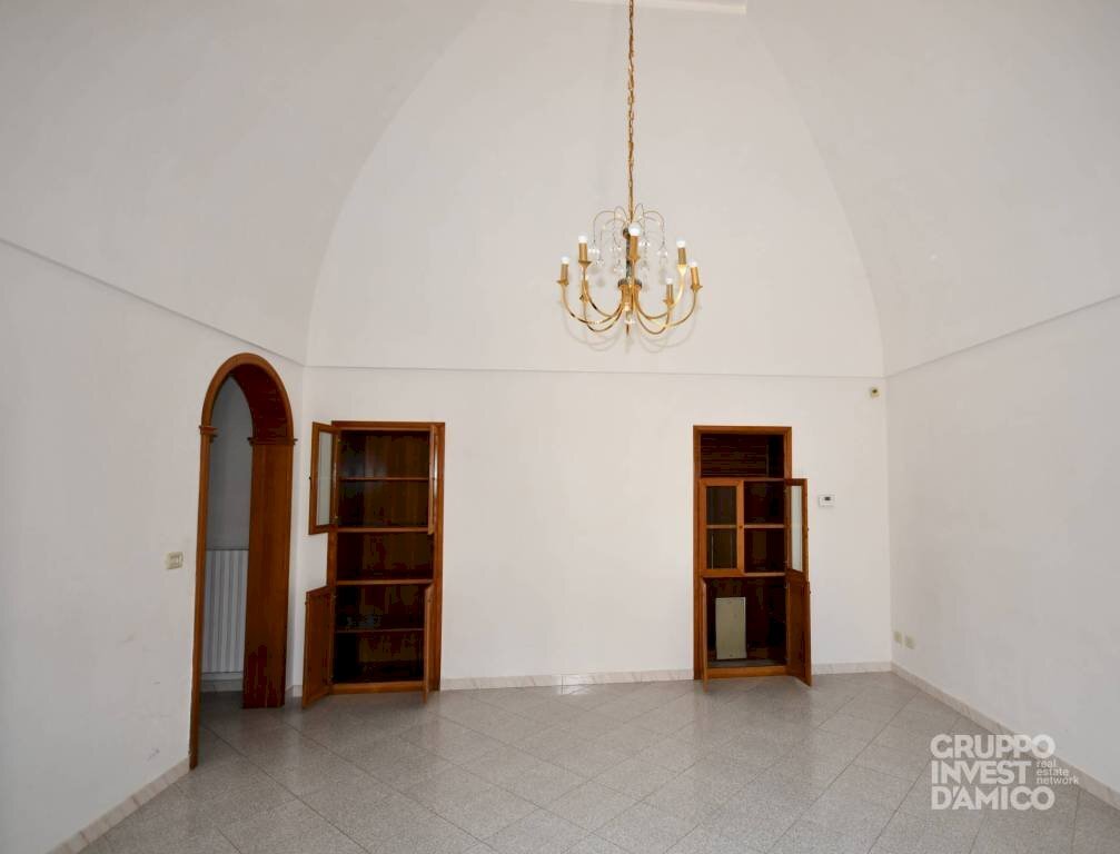 Salone - Villa via Sant'Ilario, Cisternino - foto 3