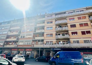 Facciata - Trilocale via delle Gondole, Roma (zona Lido di Ostia) - foto 25