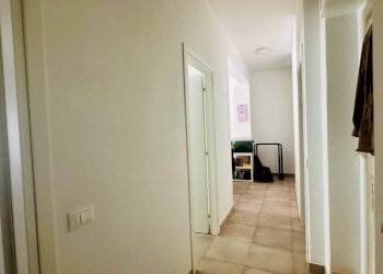 Corridoio - Trilocale via delle Gondole, Roma (zona Lido di Ostia) - foto 18