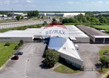 Locale Commerciale Strada Provinciale, 594 
 Greggio, Greggio - foto 13