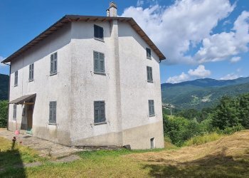 Casa indipendente Rezzoaglio - foto 2