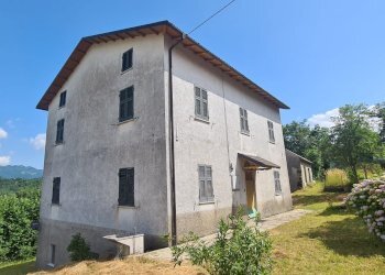 Casa indipendente Rezzoaglio - foto 3