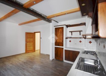 Quadrilocale Via quattro martiri, Ivrea - foto 1