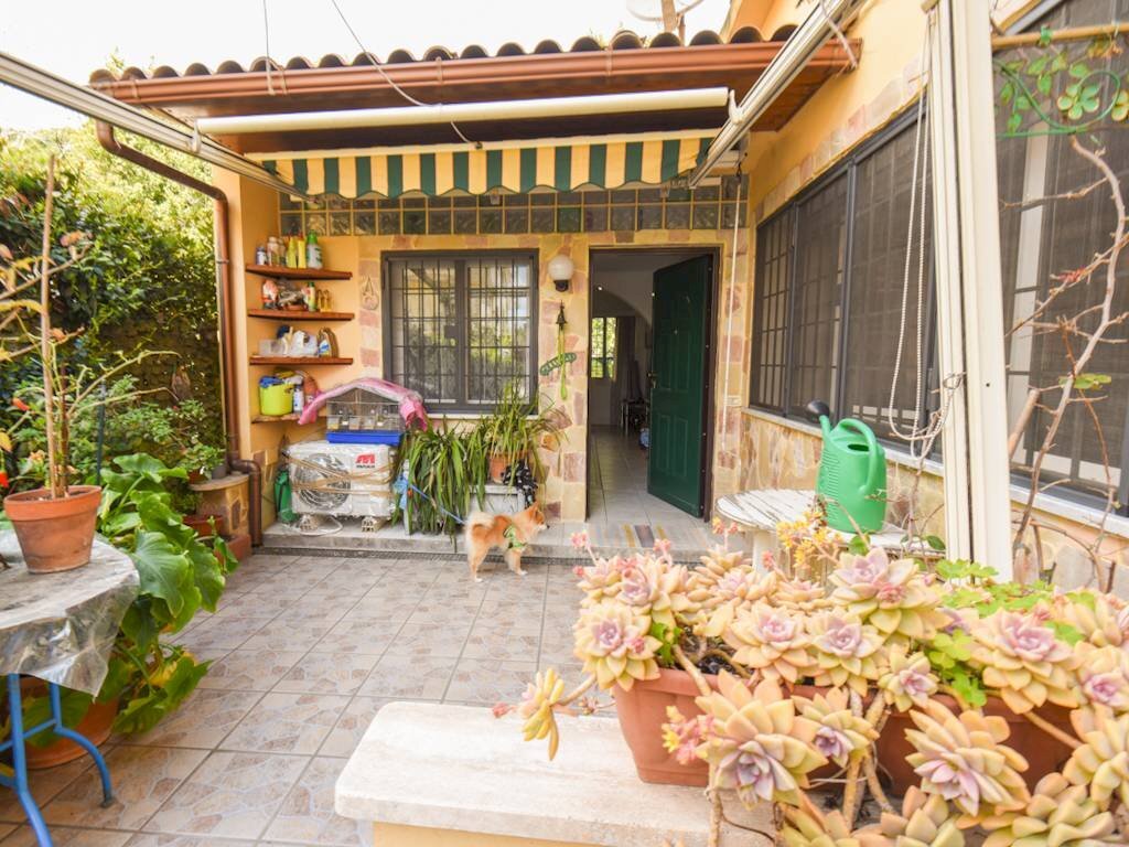 Trilocale Via Giulio Rolland, Roma (zona Acilia) - foto 2