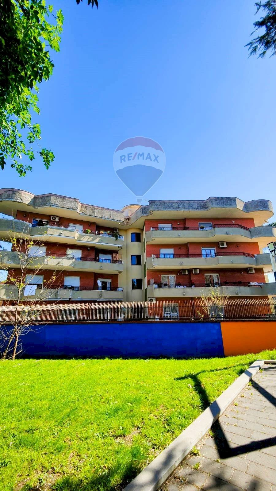 Three-room apartment Frattamaggiore - photo 2