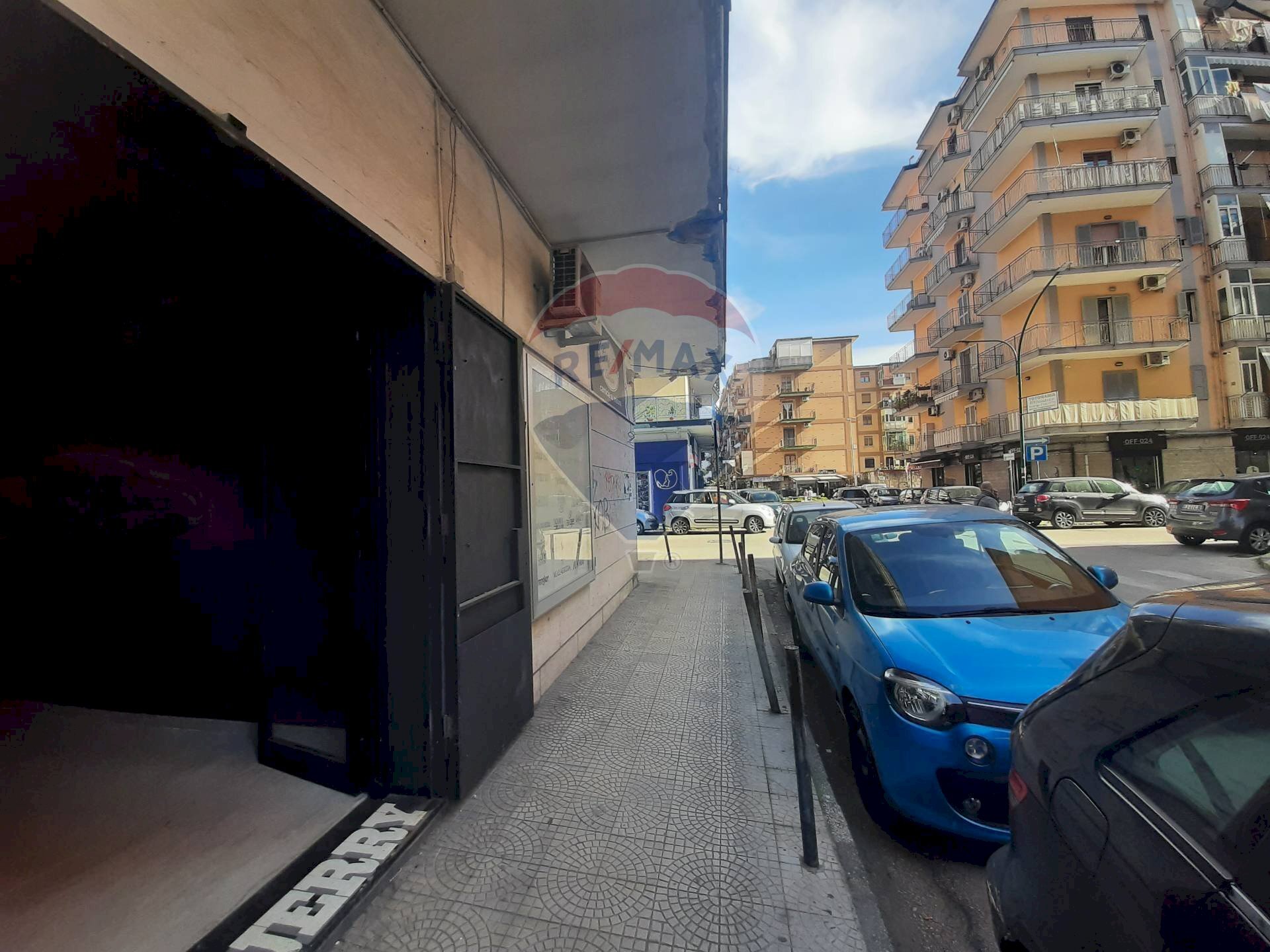 Locale Commerciale Via Francesco De Sanctis, Casoria - foto 3